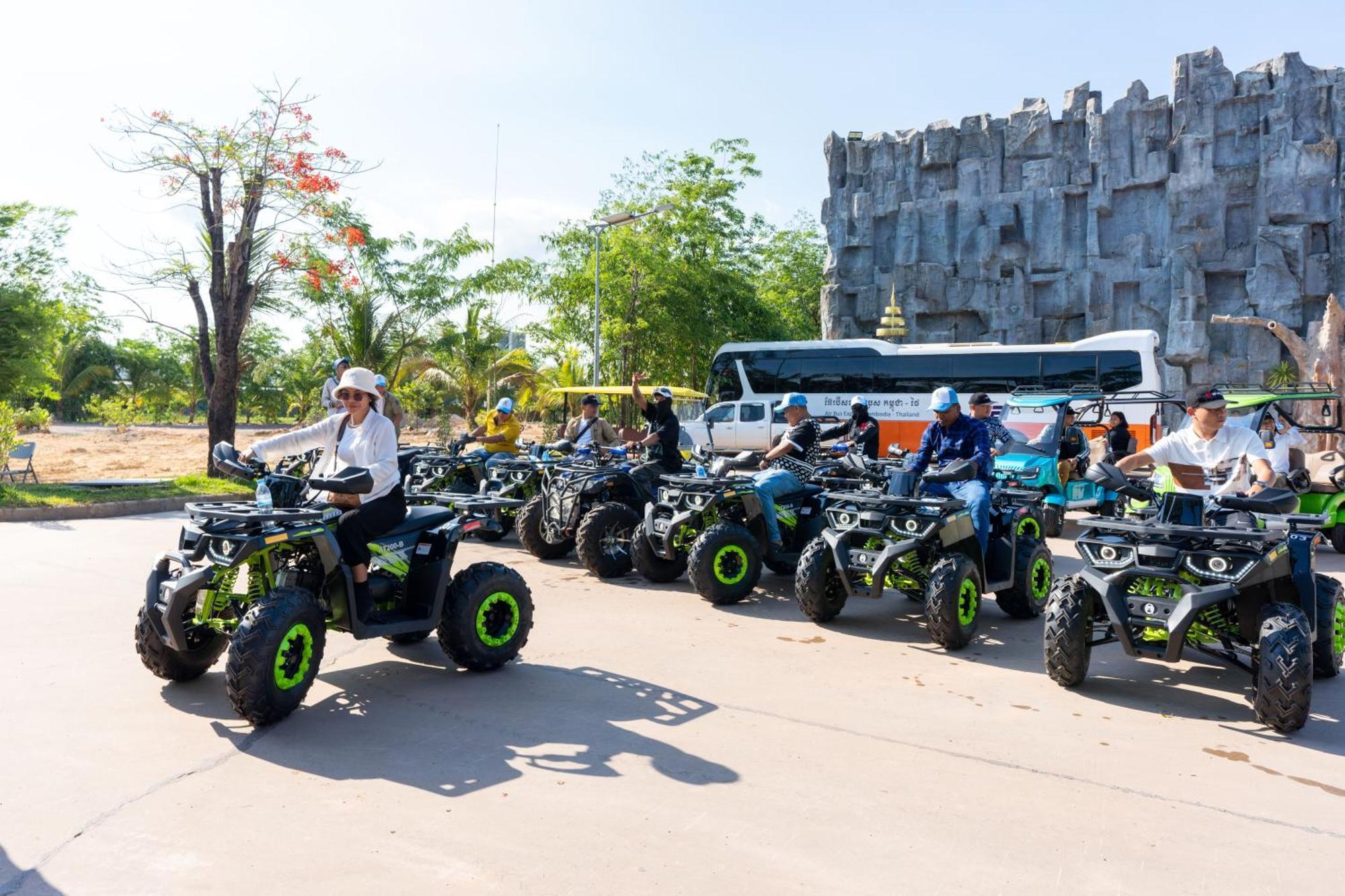 Wonderland Suites And Resort Σίχανουκβιλ Εξωτερικό φωτογραφία